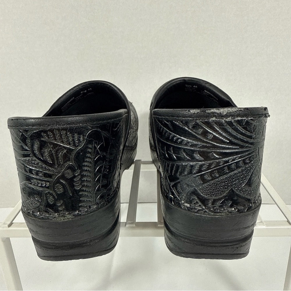Dansko Professional Clogs Shoes Women's Size 9.5 Black Floral Embossed Leather - Picture 6 of 16